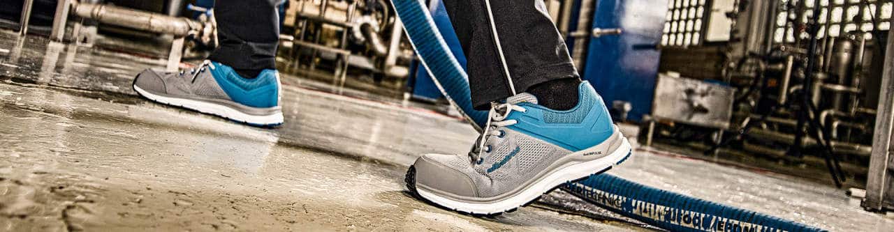 באנר נעליים